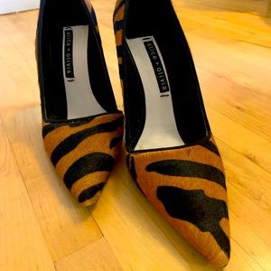 Alice and Olivia pony hair tiger stripe stilettos